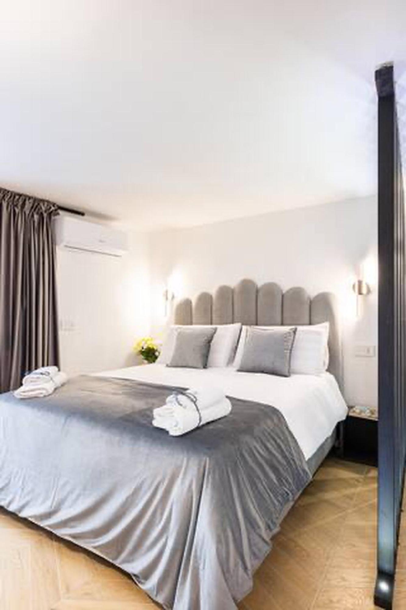 Apartment Duomo Неаполь Экстерьер фото